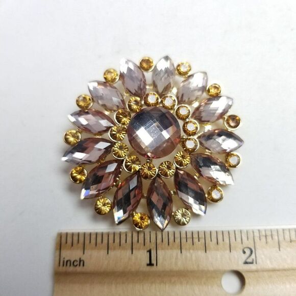 Vintage Napier Purple and Gold Tone Rhinestone Cluster Floral Radiant Brooch - Picture 5 of 7